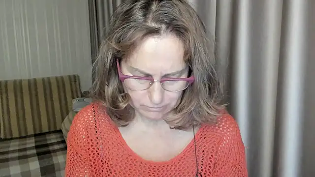 lauraoven online show from 10, 12, 2024