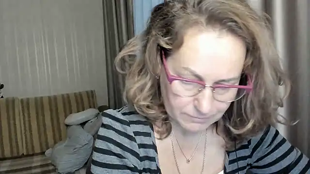 lauraoven online show from 20, 12, 2024