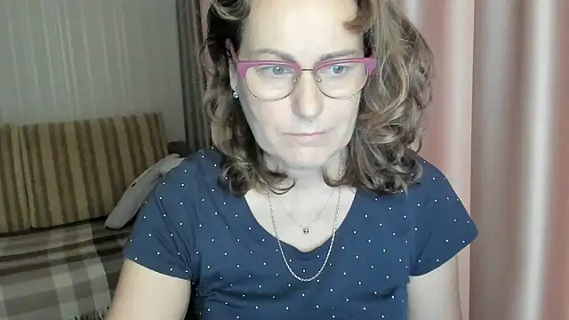 lauraoven online show from 21, 12, 2024