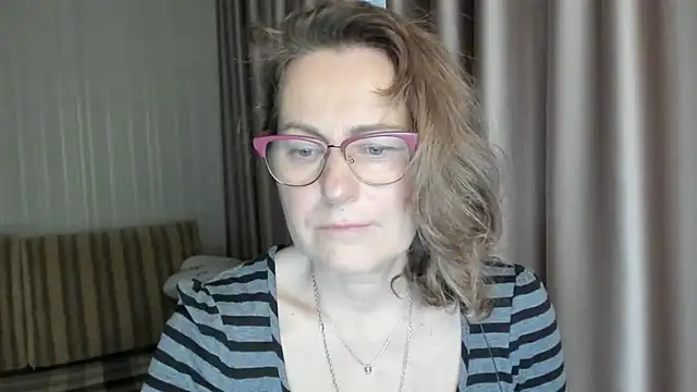 lauraoven online show from 23, 12, 2024