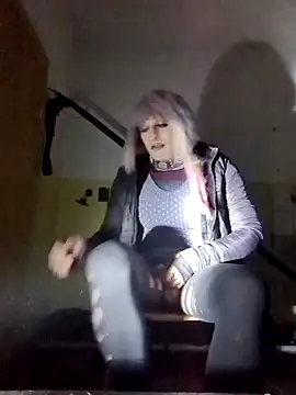 dwtmelina1979 online show from 22, 12, 2025