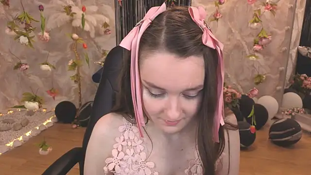 Snapshot of CloudGrace chatting on 14, 7, 2026 CloudGrace online show from 14, 7, 2026
