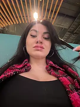 Wet  Bunny online show from 2, 3, 2025