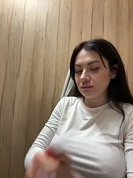 Wet  Bunny online show from 4, 3, 2025