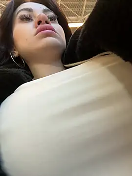 Wet  Bunny online show from 15, 3, 2025