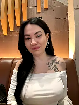 Wet  Bunny online show from 9, 9, 2025