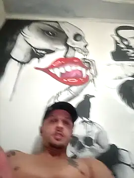 Snapshot of fafass chatting on 25, 10, 2025 fafass online show from 25, 10, 2025