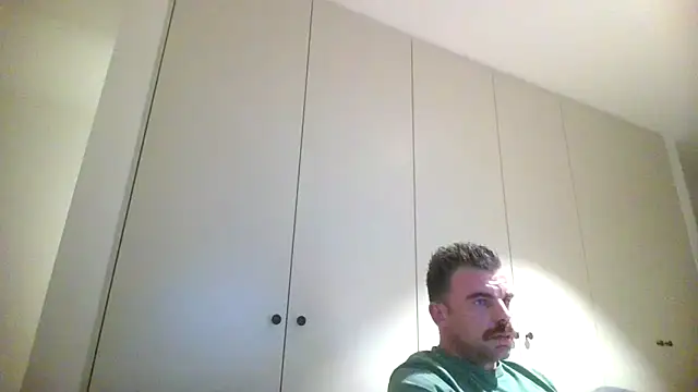 Snapshot of mrbigballs chatting on 13, 9, 2025 mrbigballs online show from 13, 9, 2025