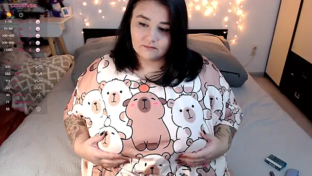 Snapshot of naughtykiss chatting on 6, 10, 2025 naughtykiss online show from 6, 10, 2025