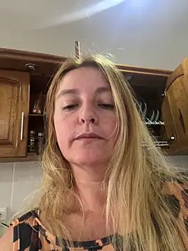 moniquerainx online show from 11, 4, 2026