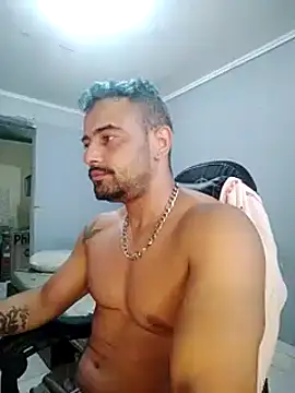 Snapshot of Fadinha-e-Raro chatting on 13, 2, 2025 Fadinha-e-Raro online show from 13, 2, 2025