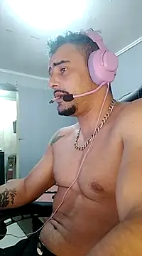 Snapshot of Fadinha-e-Raro chatting on 21, 2, 2025 Fadinha-e-Raro online show from 21, 2, 2025