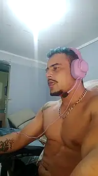 Snapshot of Fadinha-e-Raro chatting on 24, 2, 2025 Fadinha-e-Raro online show from 24, 2, 2025