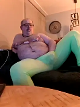 Bibear197511 online show from 19, 11, 2025