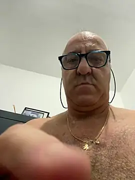 ANONIMO7735 online show from 9, 9, 2025