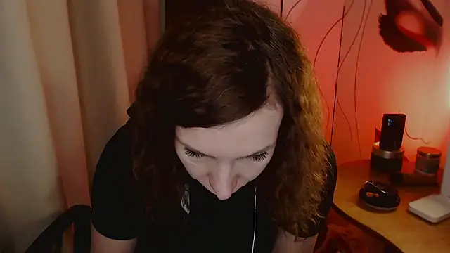 JohansonKatie online show from 30, 1, 2025