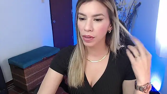 ms sofia x online show from 19, 12, 2025