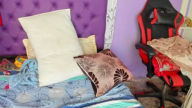 Margoth clain online show from 8, 11, 2025