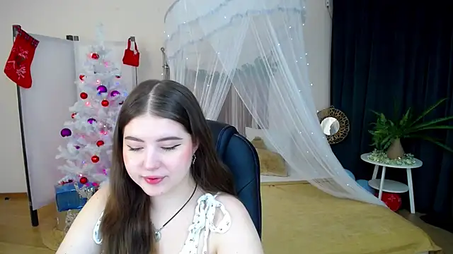NicoleFoxery online show from 15, 1, 2025
