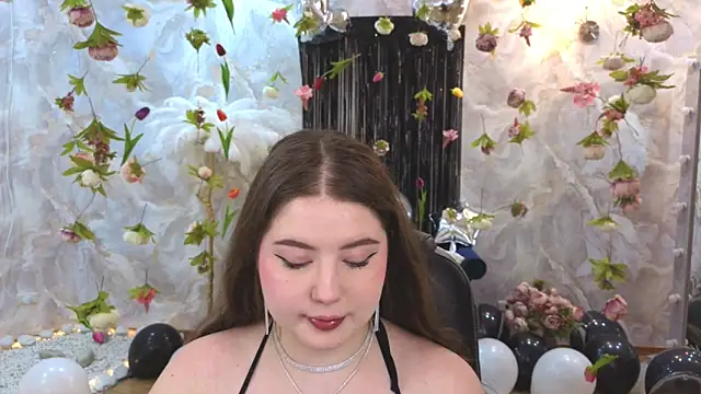 NicoleFoxery online show from 8, 7, 2026