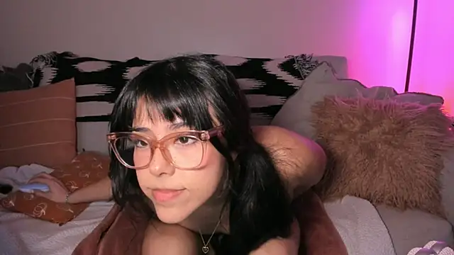 Evie-Luna online show from 20, 2, 2026