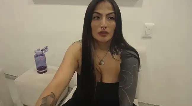 Snapshot of michell_fun23 chatting on 4, 2, 2025 michell fun23 online show from 4, 2, 2025