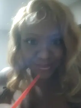 Snapshot of 6lue6a6y69 chatting on 1, 1, 2025 6lue6a6y69 online show from 1, 1, 2025