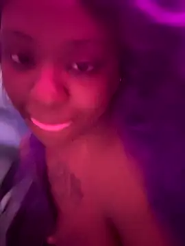 Snapshot of 6lue6a6y69 chatting on 2, 11, 2025 6lue6a6y69 online show from 2, 11, 2025