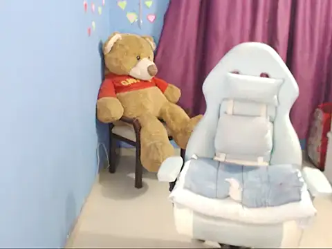 BOREAL MOON online show from 5, 2, 2025