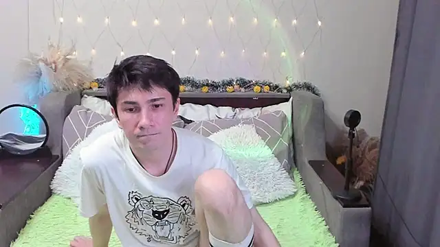 Yumi steve online show from 1, 11, 2025