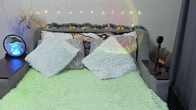 Yumi steve online show from 15, 12, 2025