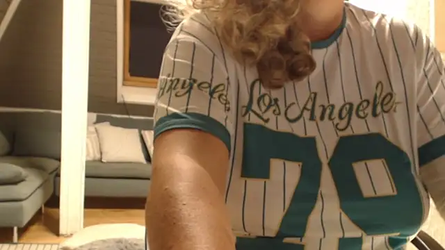 KimMitchelli online show from 14, 10, 2025