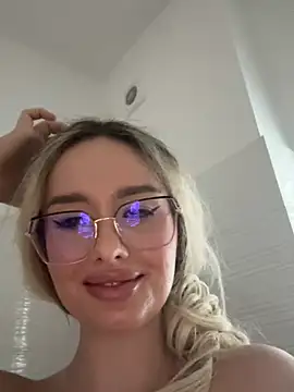 Snapshot of mollyxxx chatting on 17, 1, 2025 mollyxxx online show from 17, 1, 2025