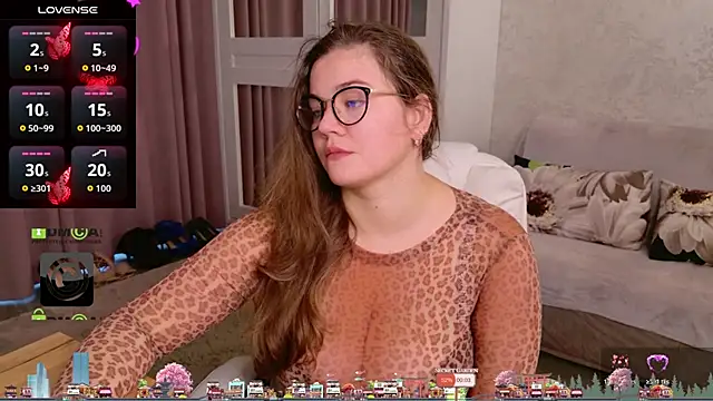 KellyKleine online show from 19, 11, 2025