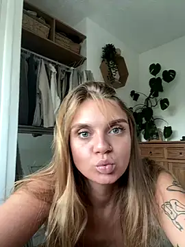 Snapshot of jessieamy chatting on 22, 9, 2025 jessieamy online show from 22, 9, 2025