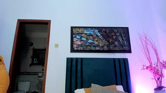 JupiteFox online show from 13, 1, 2025