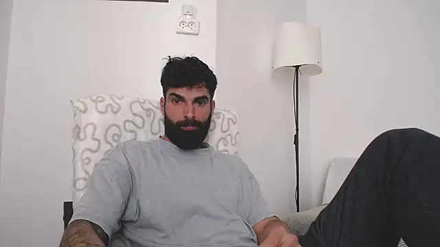 Verycutex online show from 8, 3, 2025