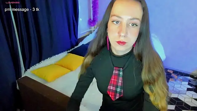 CurlySteph online show from 9, 3, 2025