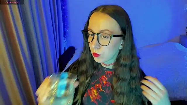 CurlySteph online show from 4, 10, 2025