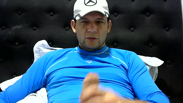 altenori112 online show from 30, 1, 2025