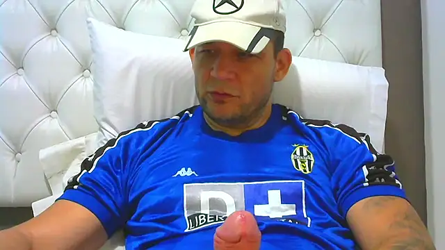 Snapshot of altenori112 chatting on 19, 1, 2026 altenori112 online show from 19, 1, 2026