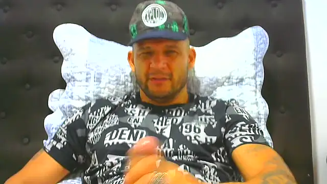 Snapshot of altenori112 chatting on 19, 7, 2026 altenori112 online show from 19, 7, 2026