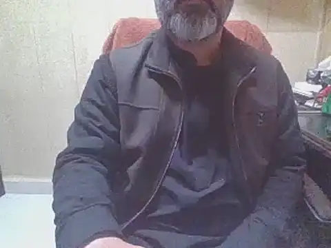 hairymaster95 online show from 3, 2, 2026