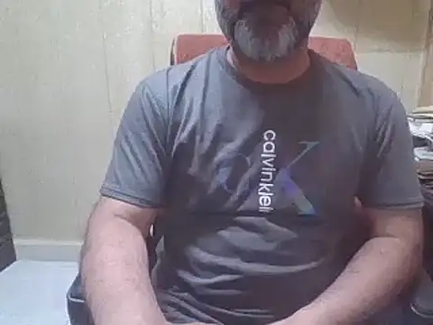 Snapshot of hairymaster95 chatting on 3, 5, 2026 hairymaster95 online show from 3, 5, 2026