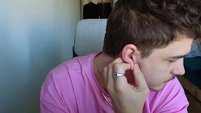 Remy Miles online show from 13, 3, 2026