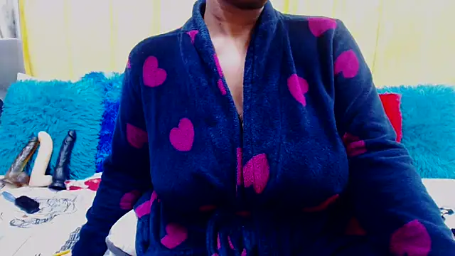 Bustydiva88 online show from 20, 12, 2024