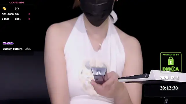 Snapshot of melia_Z chatting on 3, 12, 2025 melia Z online show from 3, 12, 2025