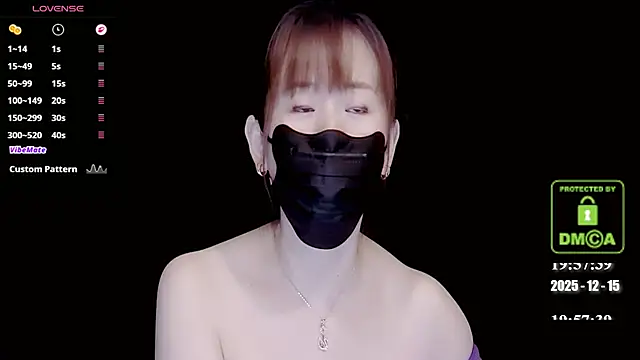 Snapshot of melia_Z chatting on 15, 12, 2025 melia Z online show from 15, 12, 2025