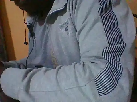 Snapshot of honeyswit chatting on 6, 10, 2025 honeyswit online show from 6, 10, 2025