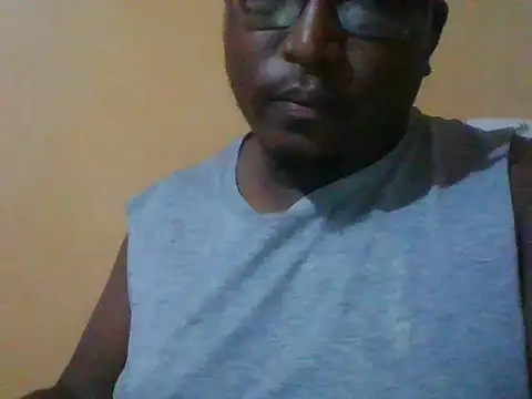 Snapshot of honeyswit chatting on 7, 10, 2025 honeyswit online show from 7, 10, 2025